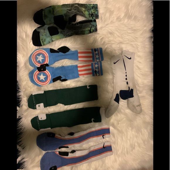 Nike Accessories - 5 pair of Nike tube socks FUN COLORS!!! Adult size